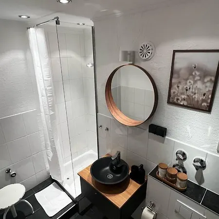 Bostel 88 - Apartment, Altstadt, Klimaanlage, Aufzug, Hunde Willkommen * Moers